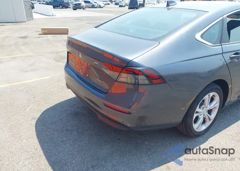 2024 Honda Accord Lx z USA, uszkodzony, nr VIN 1HGCY1F22RA015371